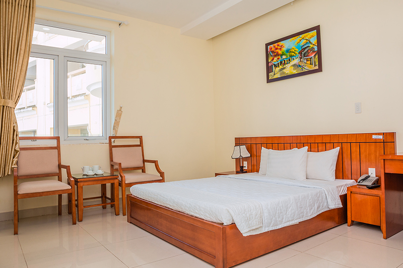 Hòn Chồng Hotel Nha Trang